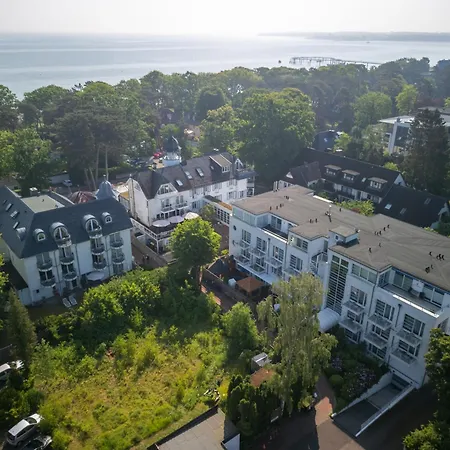Gropius Szálloda 4*