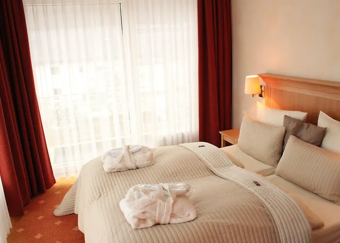 Gropius Szálloda 4*